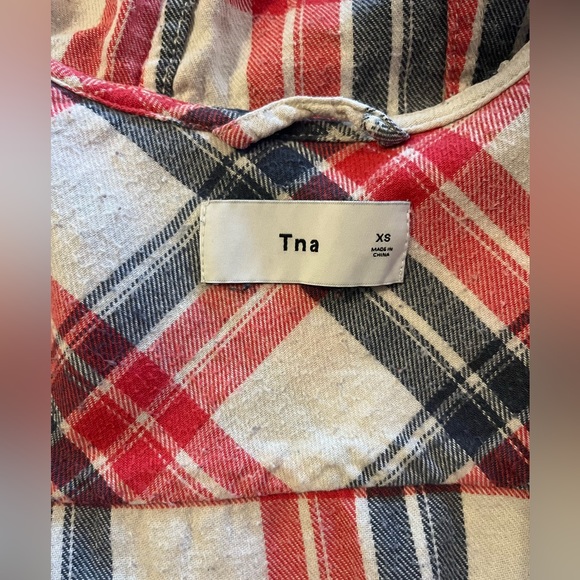 TNA hooded flannel - Picture 2 of 4